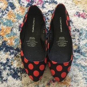 Kids flats used once. Selling in a bundle only